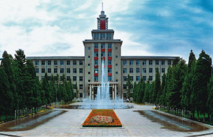 东北大学